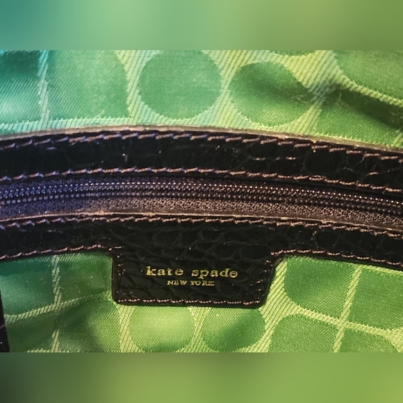 Kate Spade Croc Embossed Leather Shoulder Bag Green Lining EUC - Picture 5 of 16